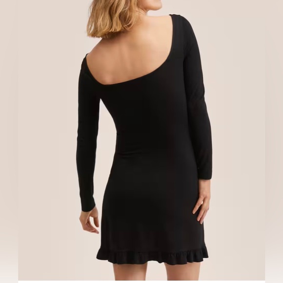 NWT. Drawstring waist dress. Black. - Picture 2 of 3